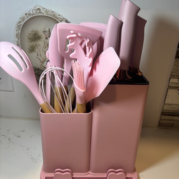 Pink Silicone Cooking Utensils 5 Piece Sharp Stainless Steel Chef Knives Set - Picture 13 of 14